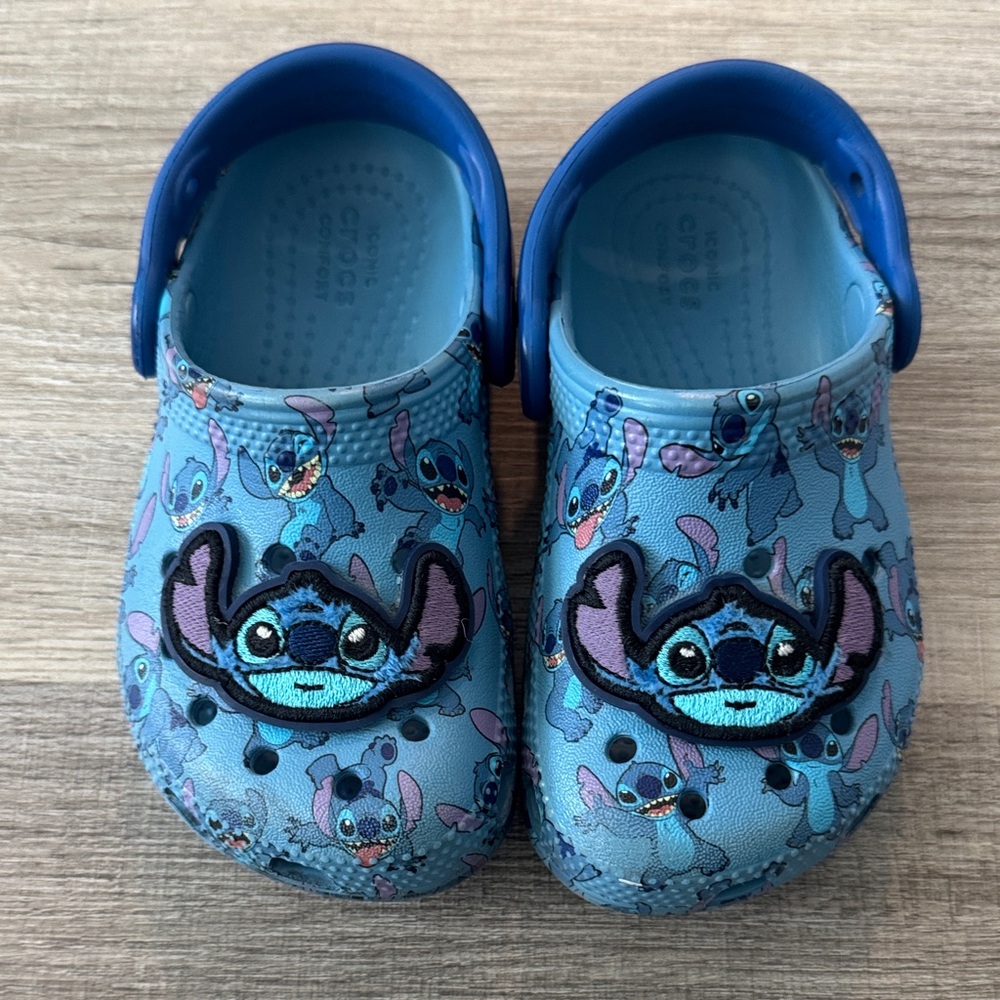 CROCS Lilo and stitch Kids Blue Character Sandals toddler size 8
